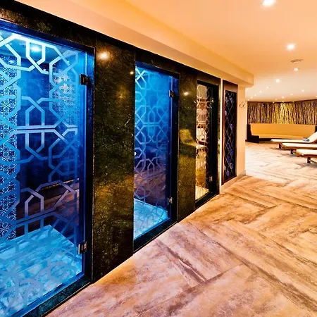 Merit Park & Casino 5*