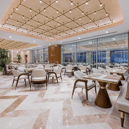 Hotel Merit Park & Casino 5*