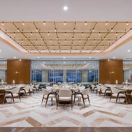 Szálloda Merit Park & Casino Karmi