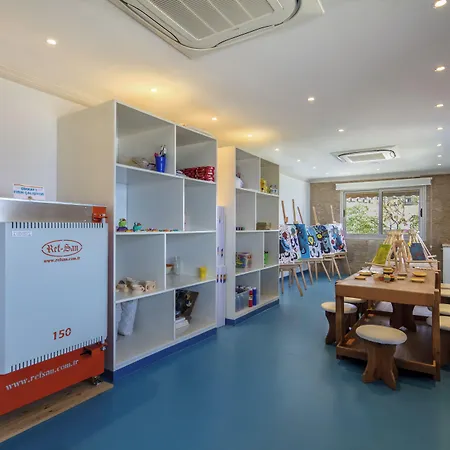 Hotel Merit Park & Casino Karmi