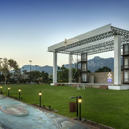 Merit Park & Casino Hotel Karmi