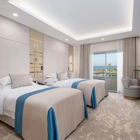 Merit Park & Casino Hotel 5*