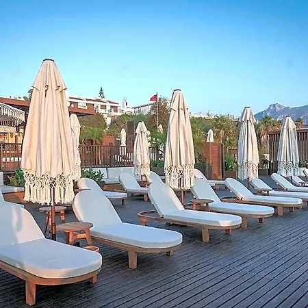 Отель Merit Park & Casino Karmi