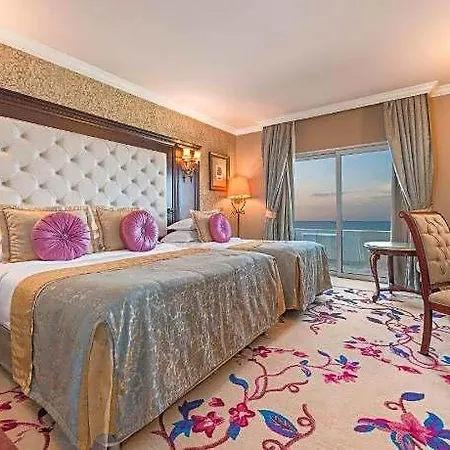 Merit Park & Casino Отель 5*