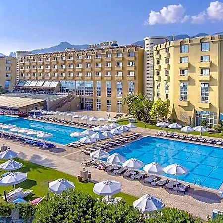 Отель Merit Park & Casino