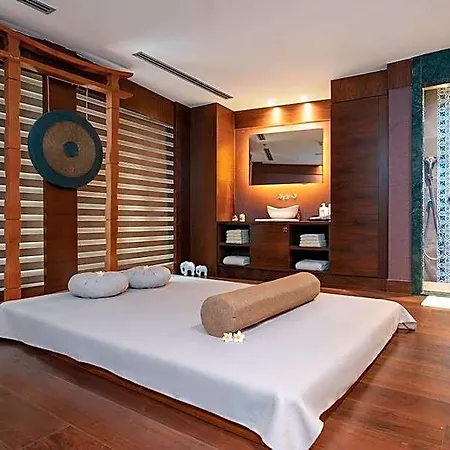 Merit Park & Casino 5*