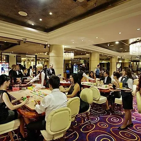 Merit Park & Casino Szálloda 5*