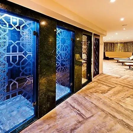 Merit Park & Casino Karmi