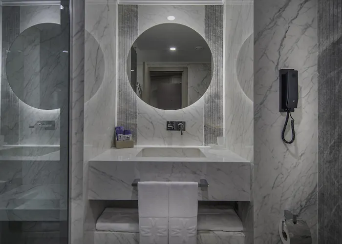 Merit Park & Casino Hotel Karmi