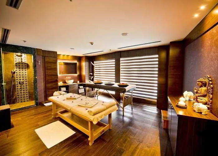 Hotel Merit Park & Casino